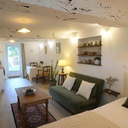 Studio Renove Calme Avec Exterieur Proche Rennes Orgeres  Exterior photo